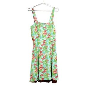 Matilda Jane Pretty Floral Dress Size M. Scrunchedd Back With Inner Lining